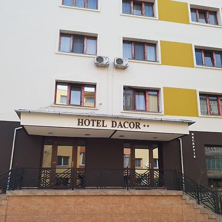 Hotel Dacor Orăştie Екстериор снимка
