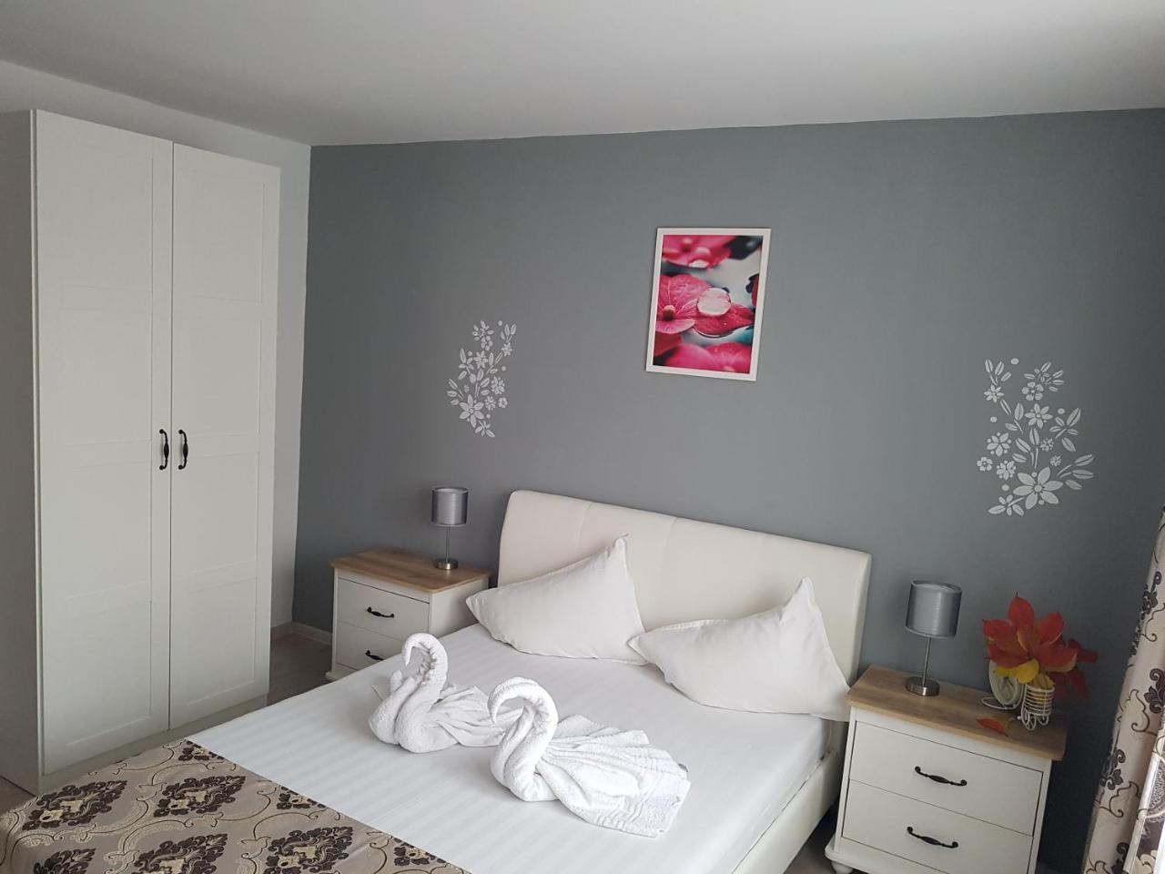 Hotel Dacor Orăştie Екстериор снимка